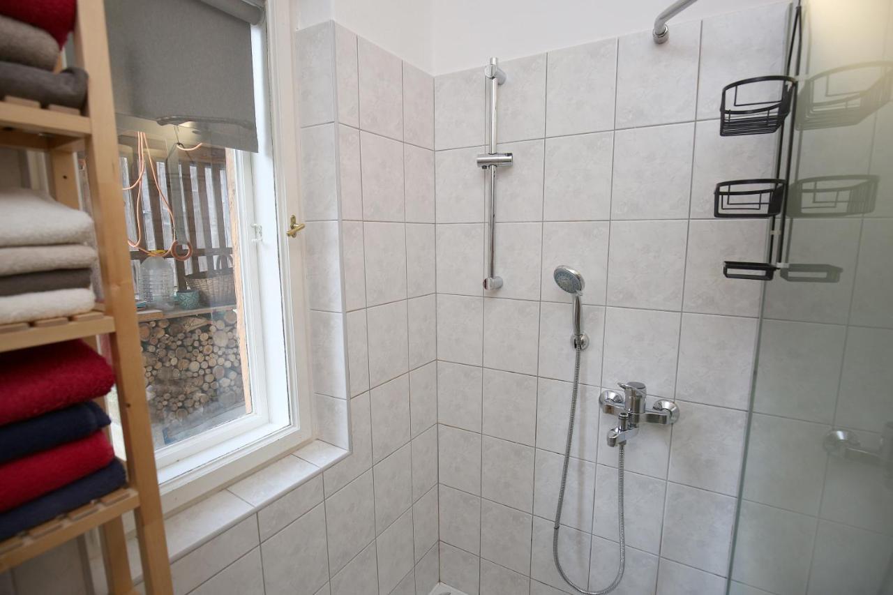 Ostir Holiday Home Cerknica Eksteriør bilde