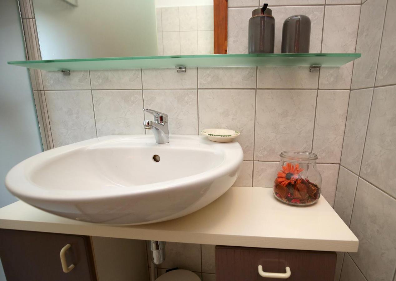 Ostir Holiday Home Cerknica Eksteriør bilde